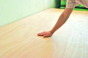 细木工板打家具该如何挑选呢